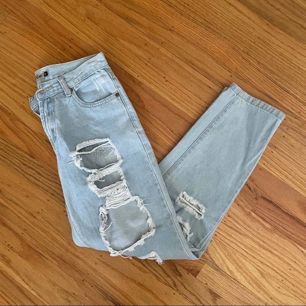 Distressed light wash boyfriend jeans